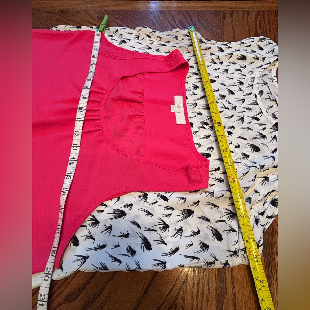2 for 1 Deal LOFT ANN TAYLOR Sleeveless Blouses Fuchsia Pink Black&White cottage - Picture 16 of 16
